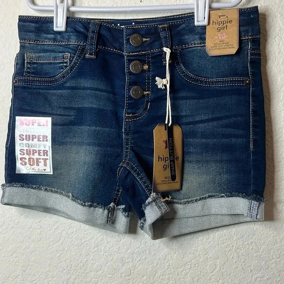 Hippie Girl NWT Girl Regular Rise Midi Length Denim Shorts Dark Wash various Sz - Picture 1 of 7